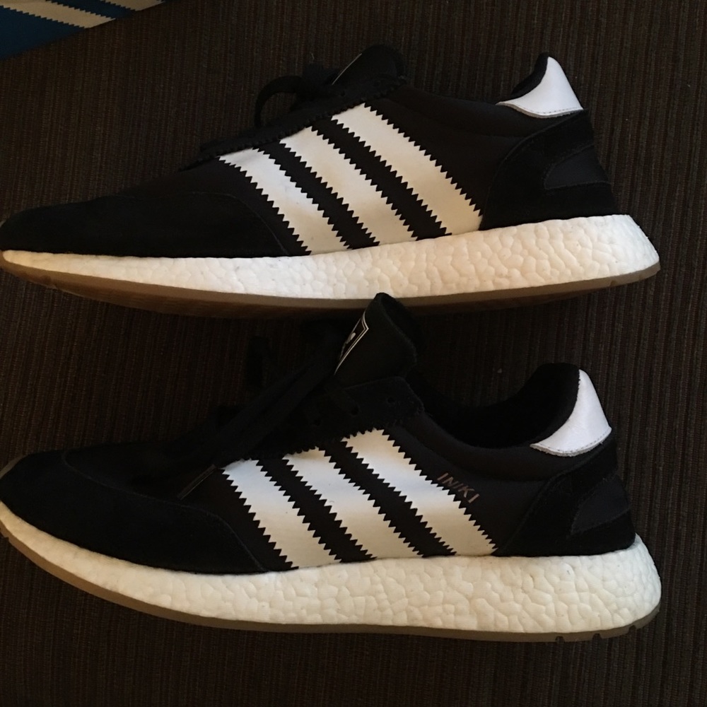 Adidas Iniki - Black